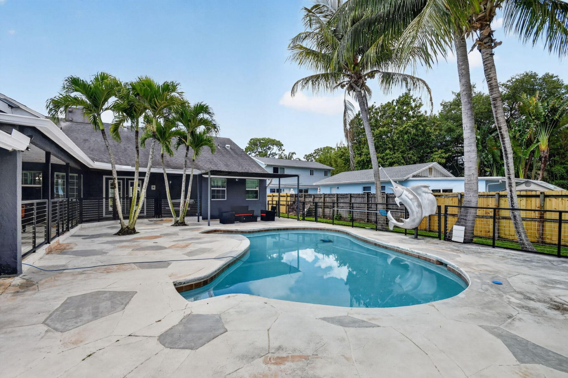 5361 N Palm Way, Lake Worth Beach, FL 33463 Photo