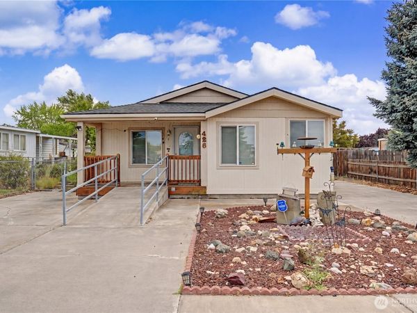 426 7th Ave Se, Ephrata, WA 98823