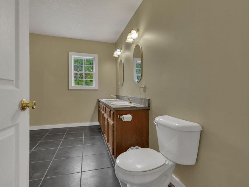 9611 Township Road 390a SE, Corning, OH 43730 Photo 21