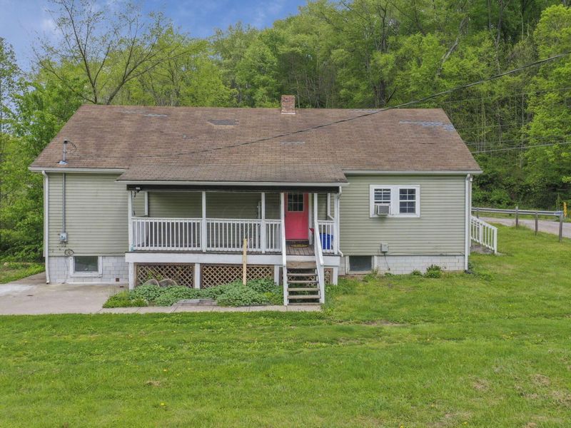 9611 Township Road 390a SE, Corning, OH 43730 Photo 3