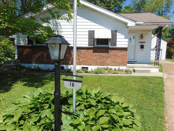 16 VARMAR DRIVE, NEW CASTLE, DE 19720