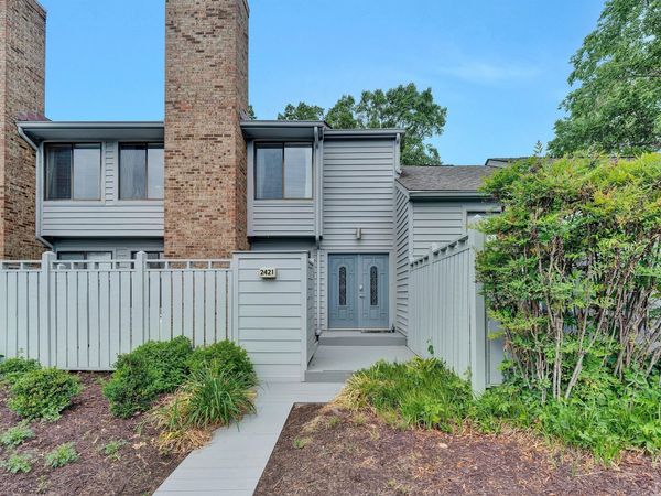 2421 S Clearing RD, Salem, VA 24153