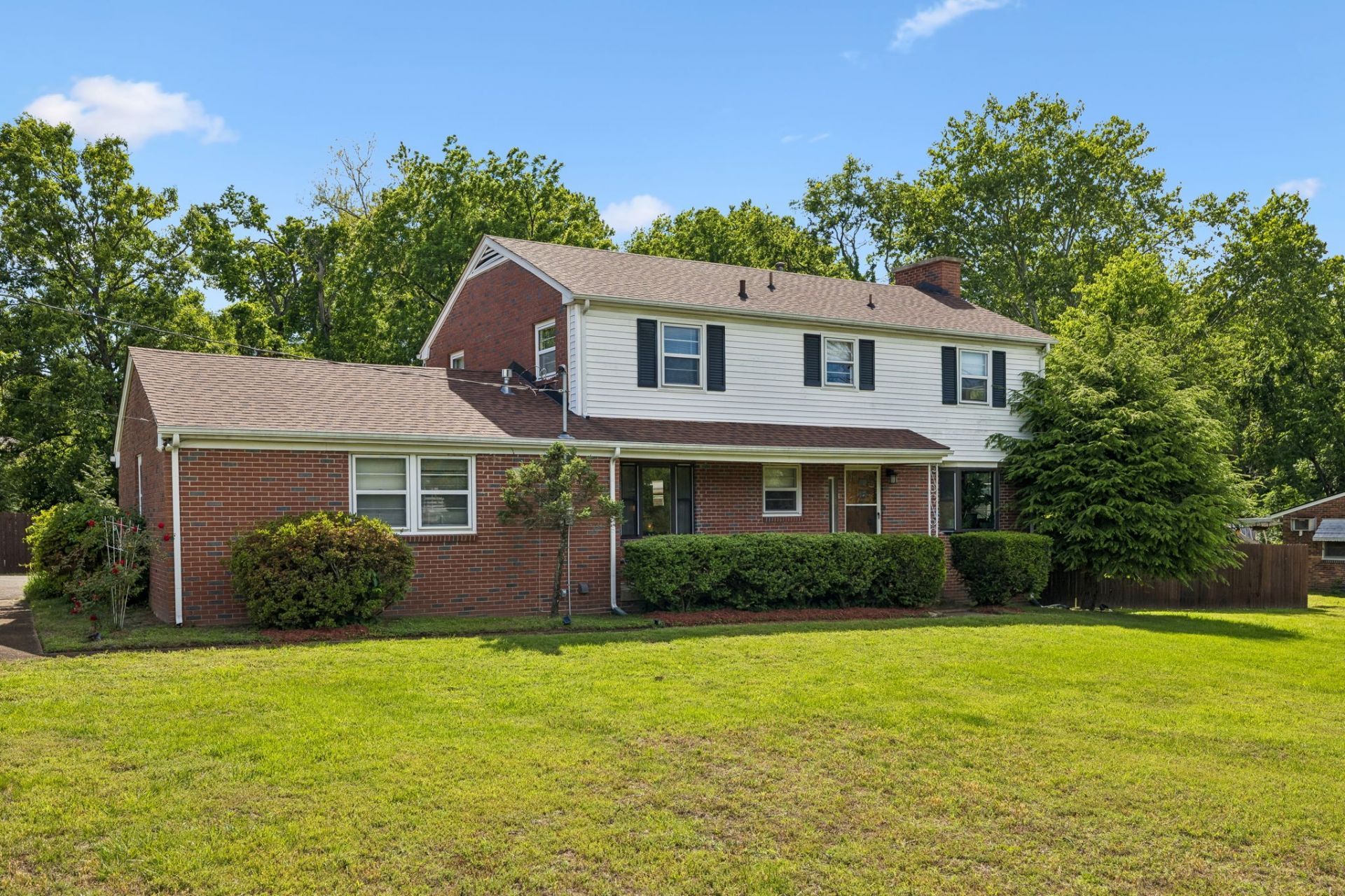 2841 Renee Dr, Nashville, TN 37214 Main Photo