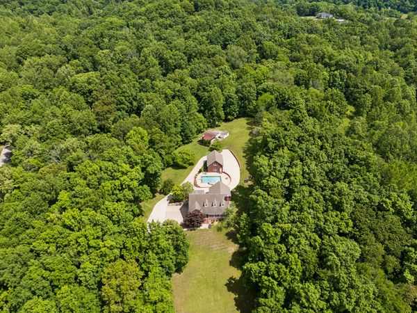 1229 Hogans Branch Rd , Hendersonville, TN 37075