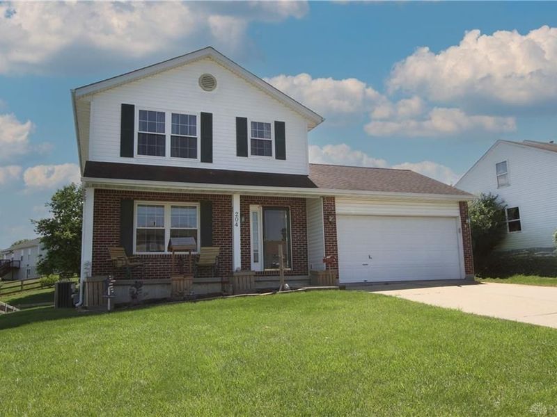 204 Wood Forge Circle, Lebanon, OH 45036 Photo 2