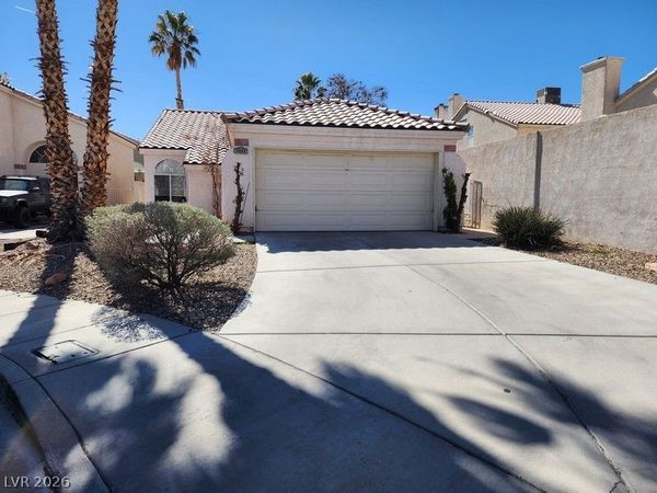 7217 SUN COVE Circle , Las Vegas, NV 89128