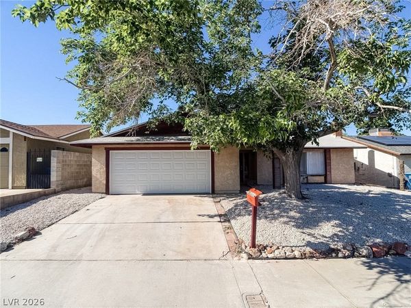 6840 Casa Linda Drive , Las Vegas, NV 89103