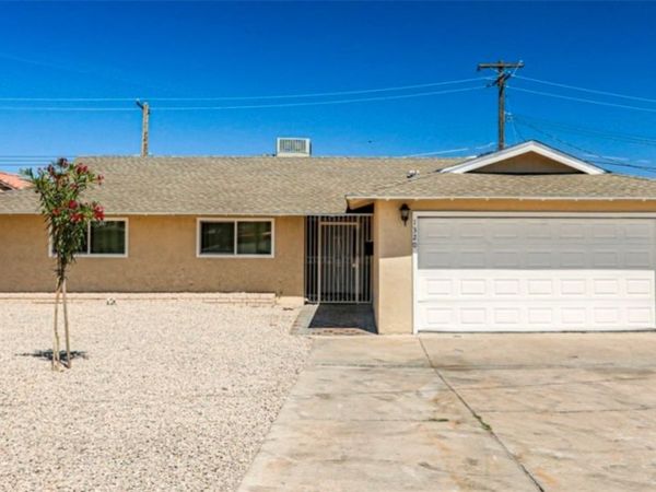 1320 Robin Street , Las Vegas, NV 89106