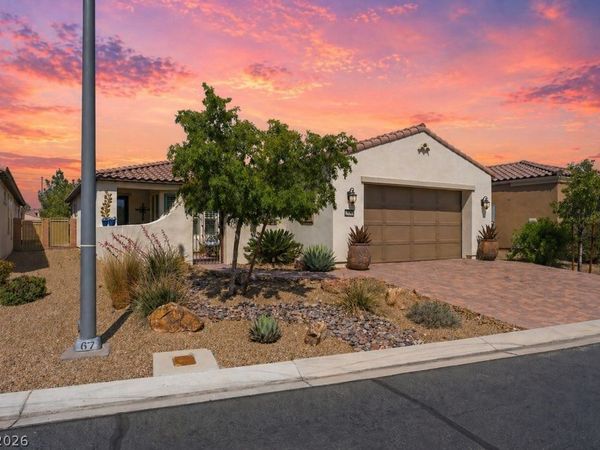 5637 Sagamore Canyon Street , North Las Vegas, NV 89081