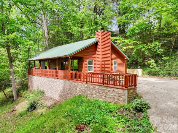 107 Pretty View Lane , Waynesville, NC 28786