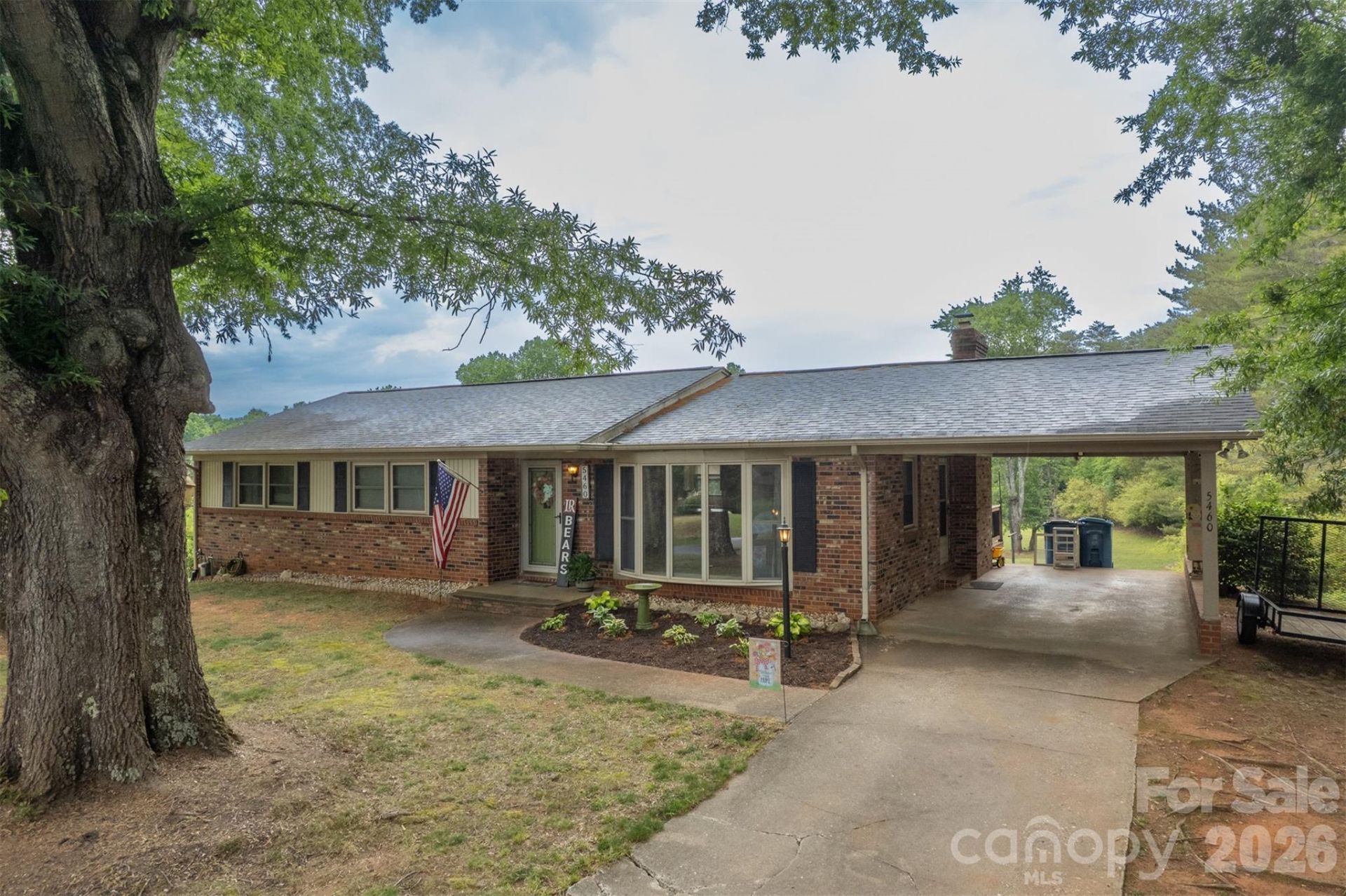 5460 Clover Street , Hickory, NC 28602 Main Photo