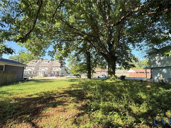 806 Ridgeway Avenue , Hampton, VA 23661
