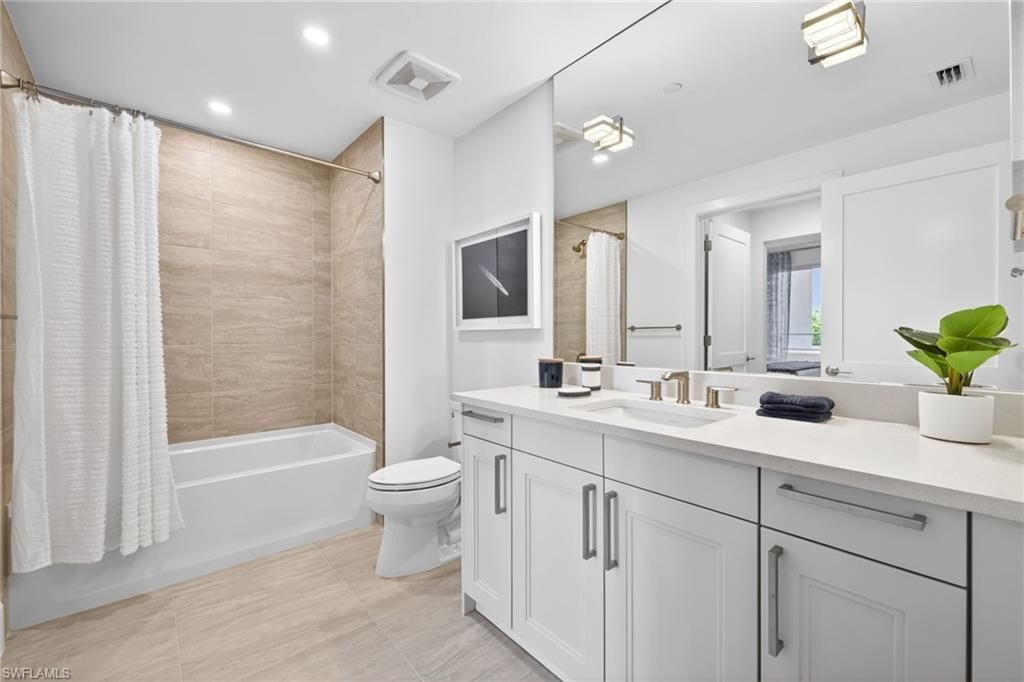 4142 Bay Beach Ln , Unit 302, Fort Myers Beach, FL 33931 Photo