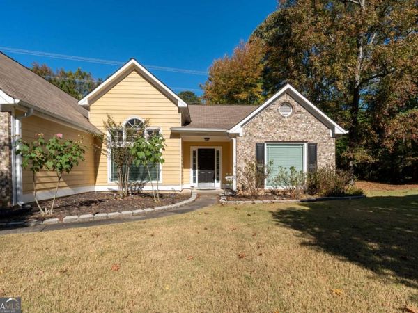 727 Eight Point Court, Suwanee, GA 30024