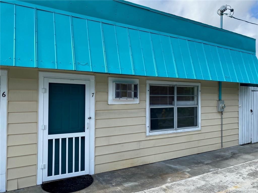 4800 NE Blue Heron Lane, Unit 7, Jensen Beach, FL 34957 Photo