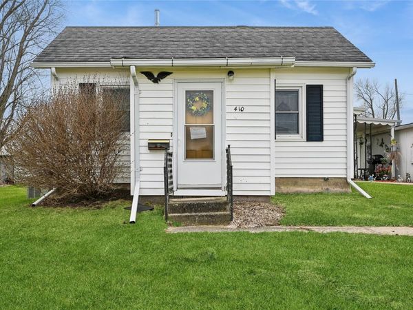 410 Cottage Street NW, Shellsburg, IA 52332