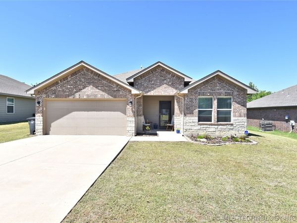 3318 N 24th Avenue W, Tulsa, OK 74127