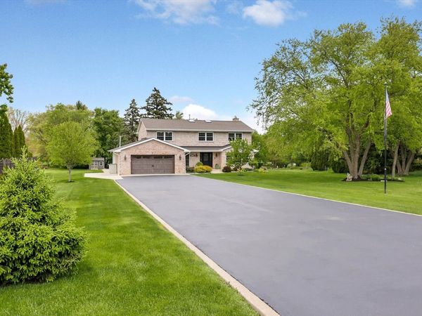 7 Sorrel Court , Lemont, IL 60439