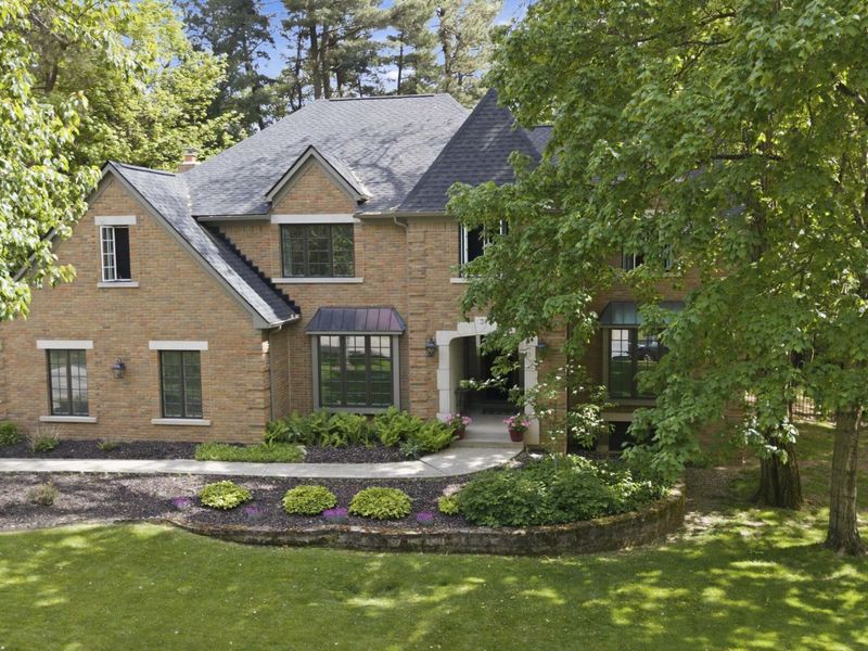 379 Meditation Lane, Columbus, OH 43235 Photo 5