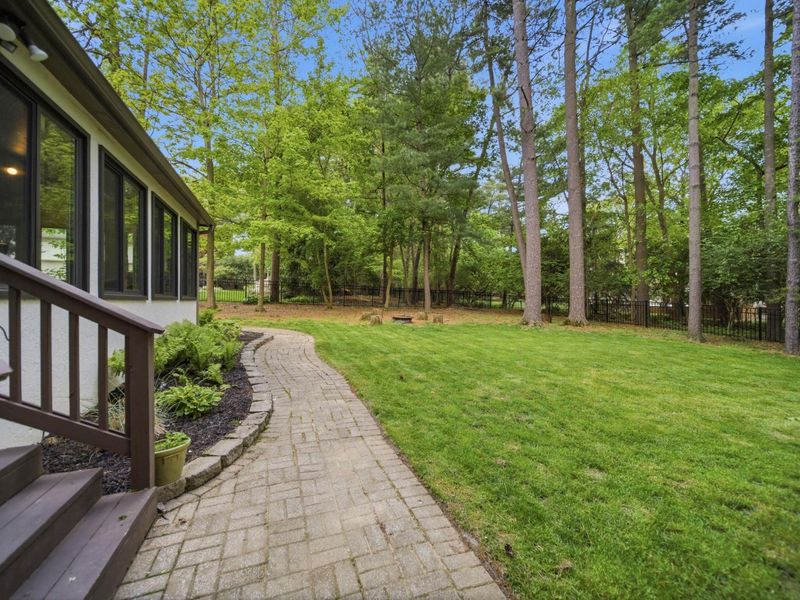 379 Meditation Lane, Columbus, OH 43235 Photo 72