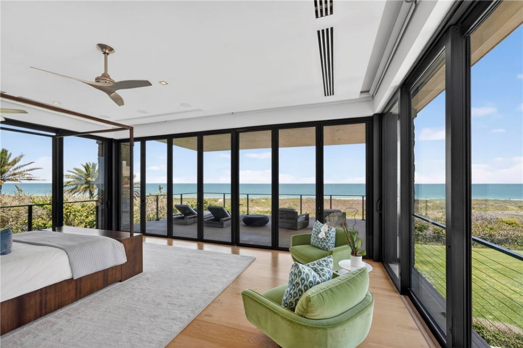 2120 S Highway A1a, Vero Beach, FL 32963 Photo
