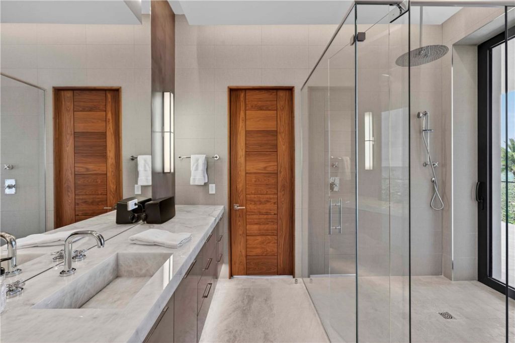 2120 S Highway A1a, Vero Beach, FL 32963 Photo