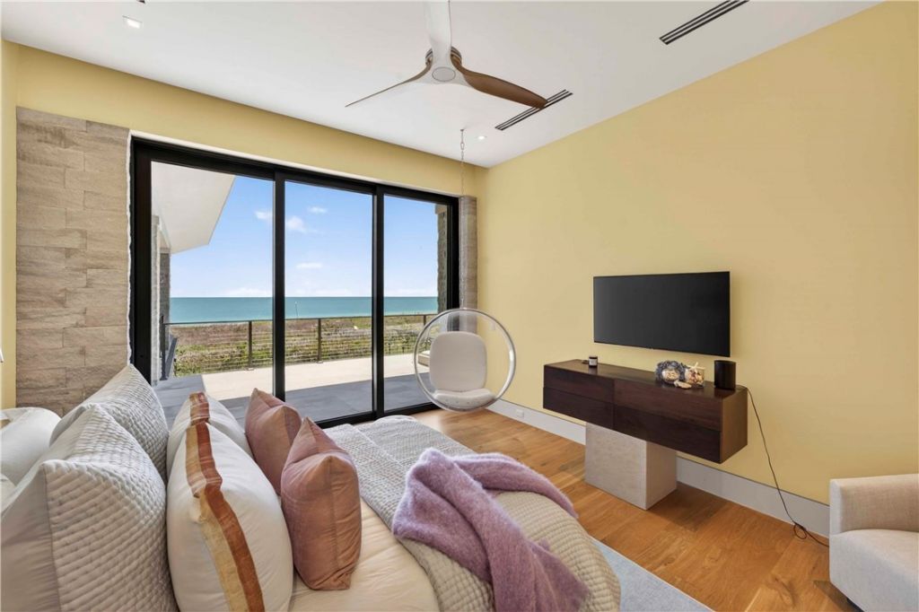 2120 S Highway A1a, Vero Beach, FL 32963 Photo