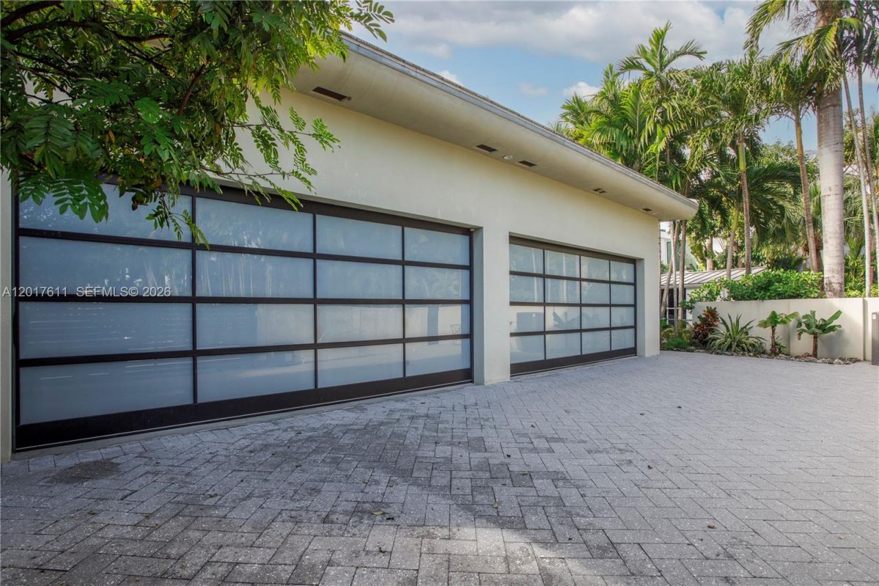 250 W San Marino Dr , Miami Beach, FL 33139 Photo