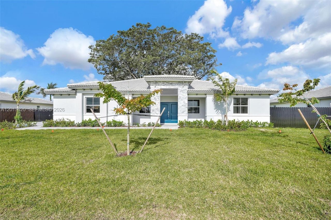 27232 SW 159th Path , Miami, FL 33031 Photo