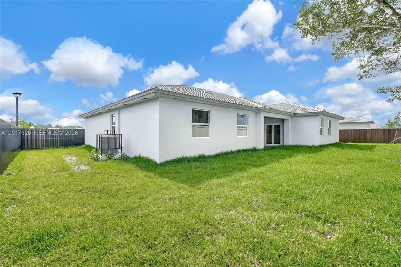27232 SW 159th Path , Miami, FL 33031 Photo
