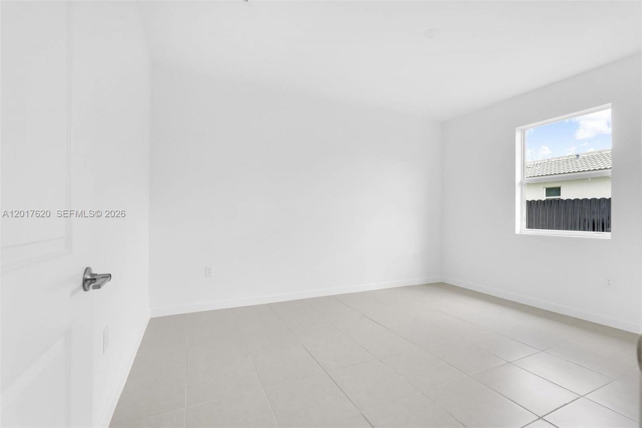 27232 SW 159th Path , Miami, FL 33031 Photo