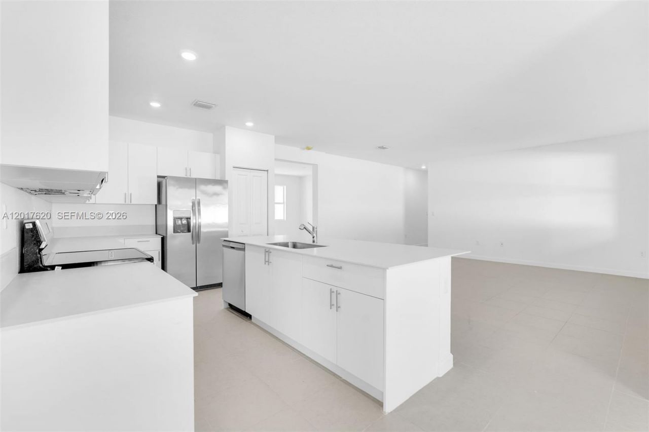 27232 SW 159th Path , Miami, FL 33031 Photo