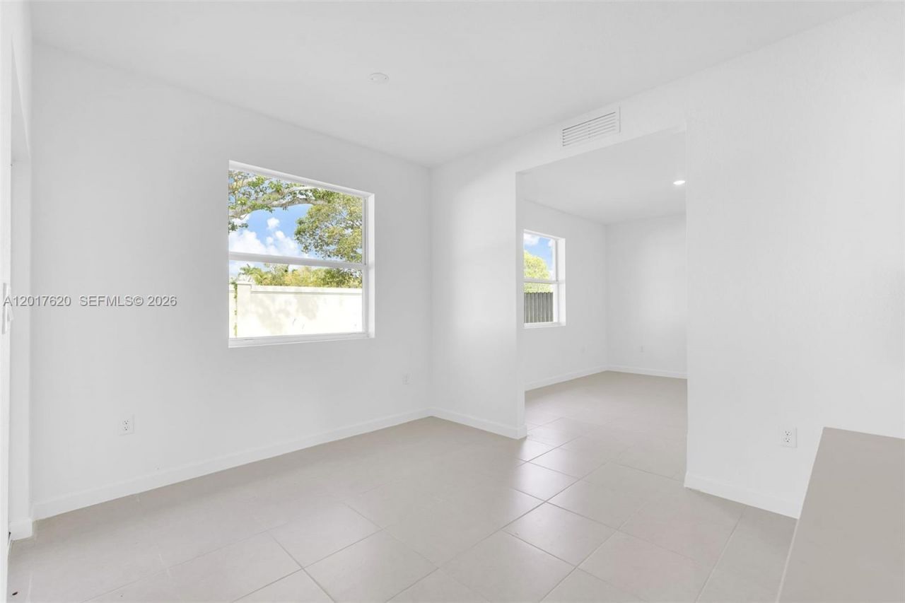 27232 SW 159th Path , Miami, FL 33031 Photo