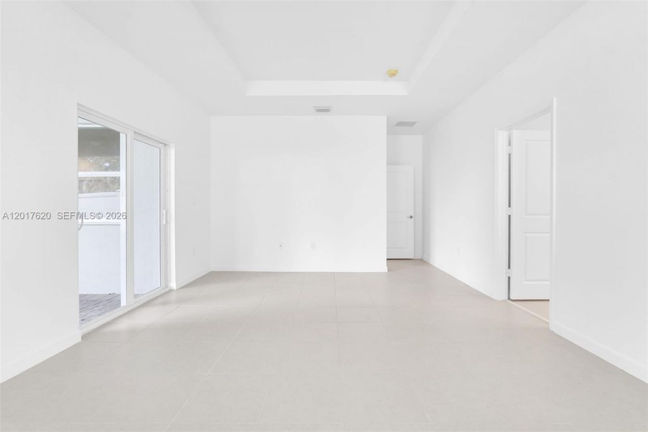 27232 SW 159th Path , Miami, FL 33031 Photo