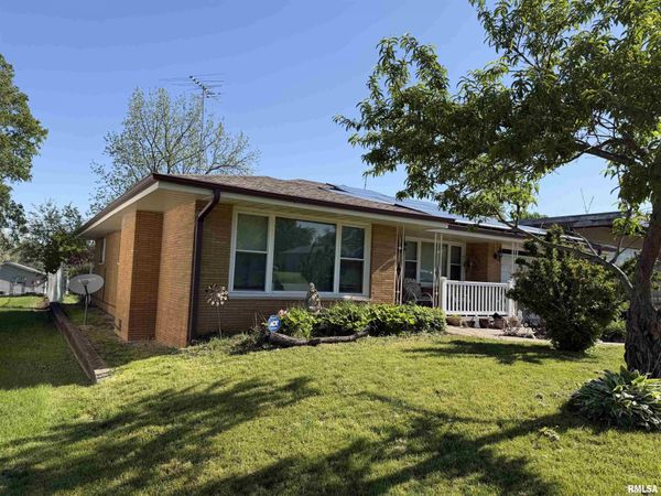 104 E MAIN Street, Biggsville, IL 61418