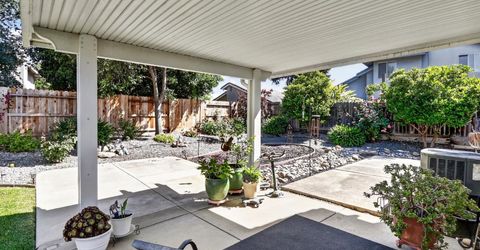 777 Cobble Hill Way, Galt, CA 95632 Photo