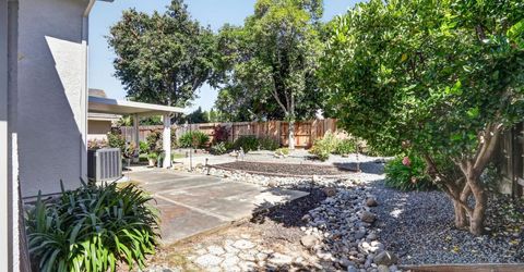 777 Cobble Hill Way, Galt, CA 95632 Photo