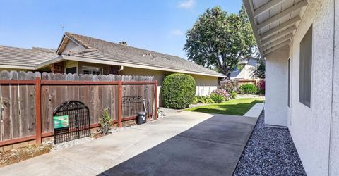 777 Cobble Hill Way, Galt, CA 95632 Photo