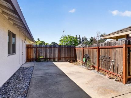 777 Cobble Hill Way, Galt, CA 95632 Photo