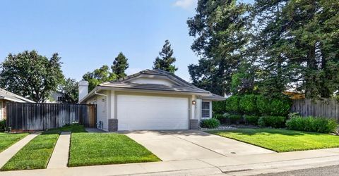 777 Cobble Hill Way, Galt, CA 95632 Photo