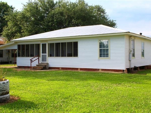 169 BIG BEND Road, Moreauville, LA 71355