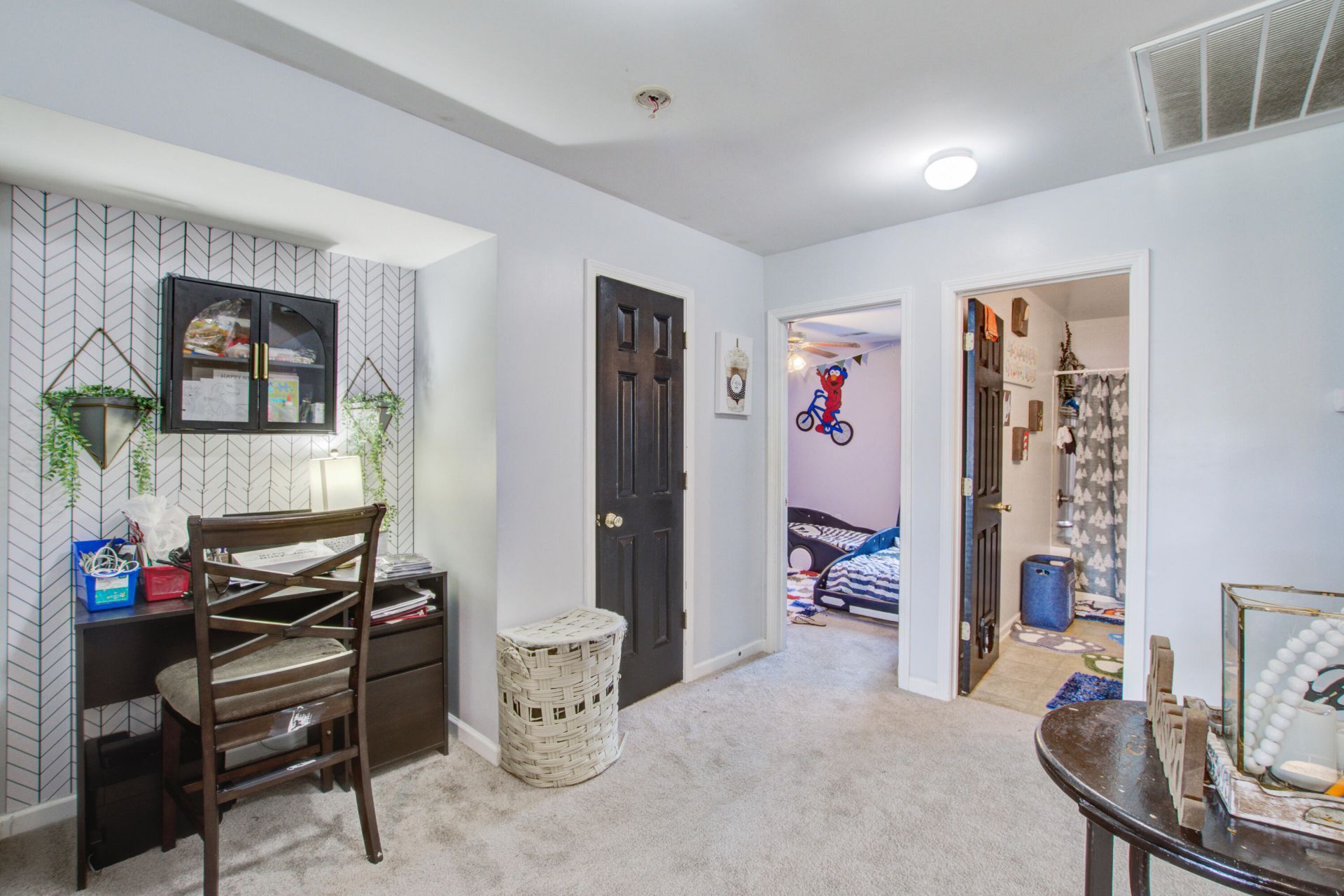 423 Glenmore Drive Photo 23
