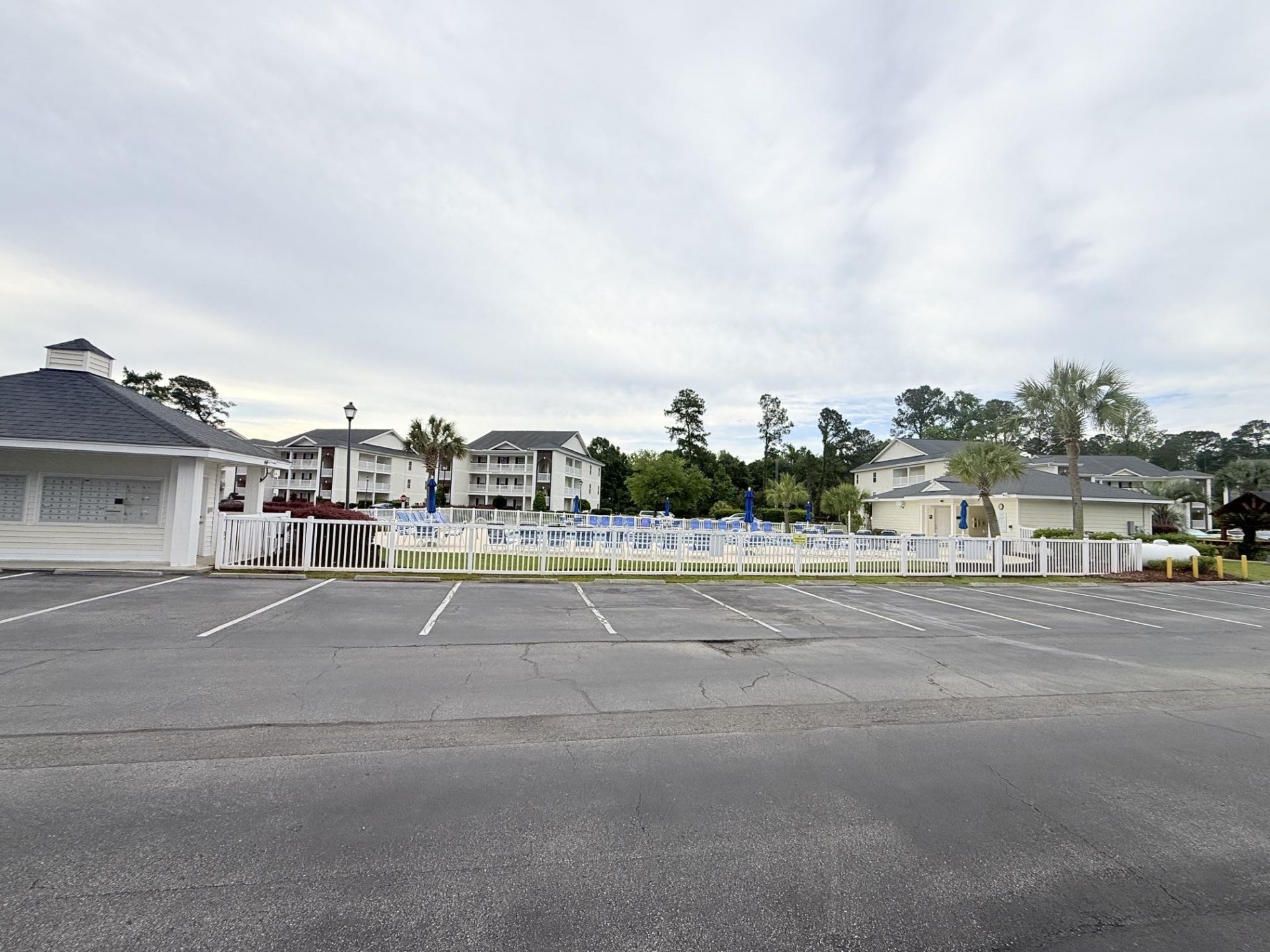 1306 River Oaks Dr.  Photo 21