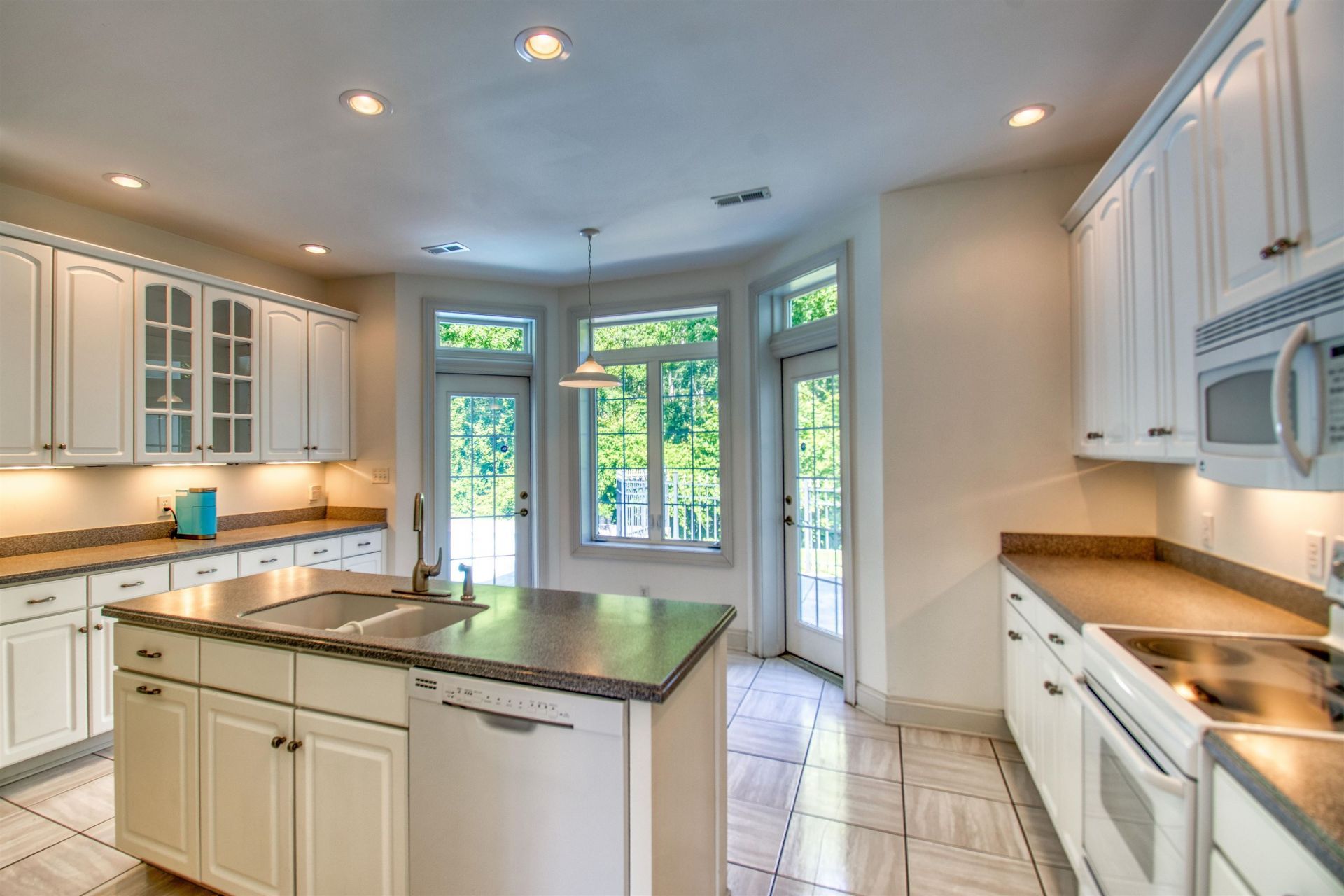 256 Long Ridge Dr. Photo 37