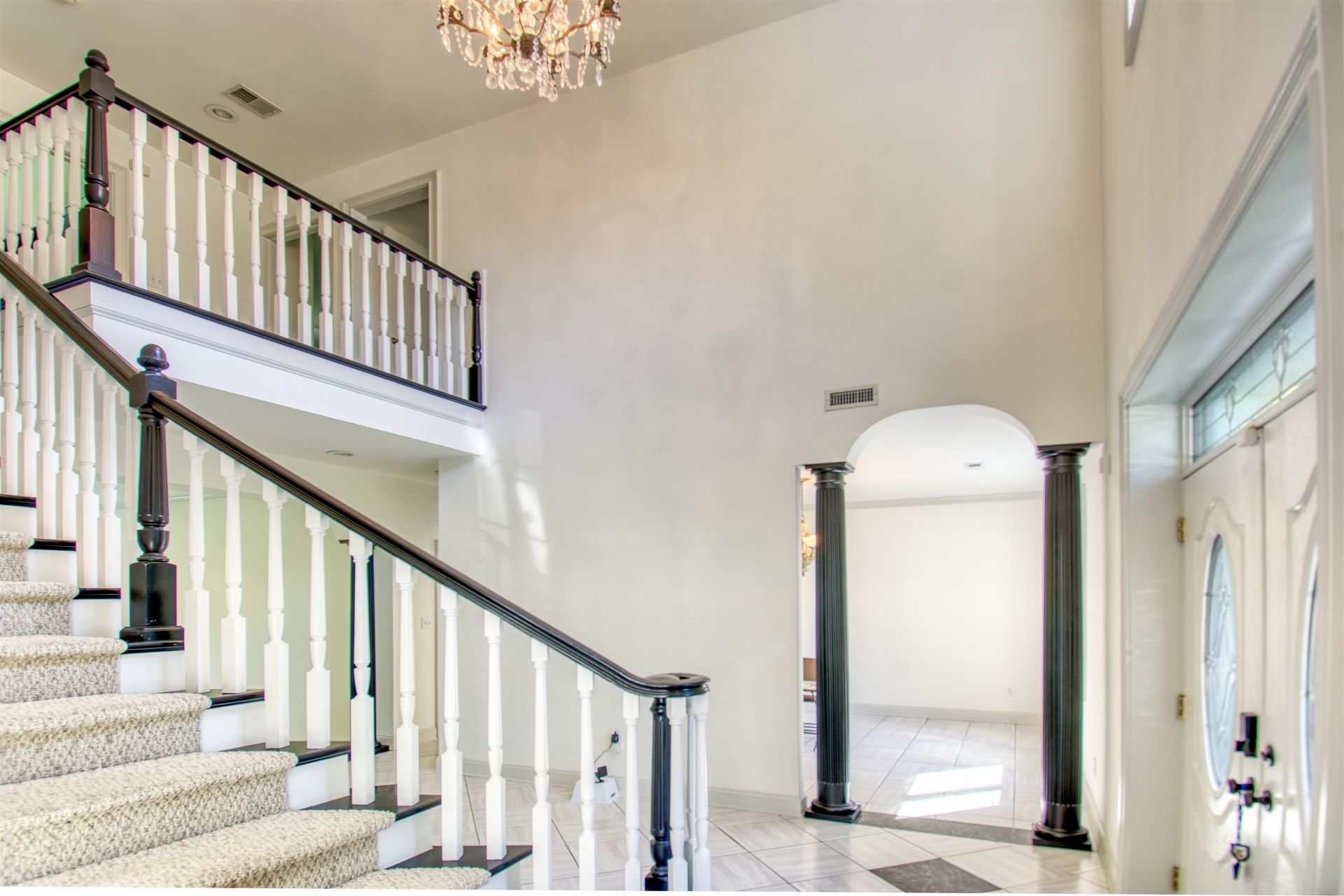 256 Long Ridge Dr. Photo 4
