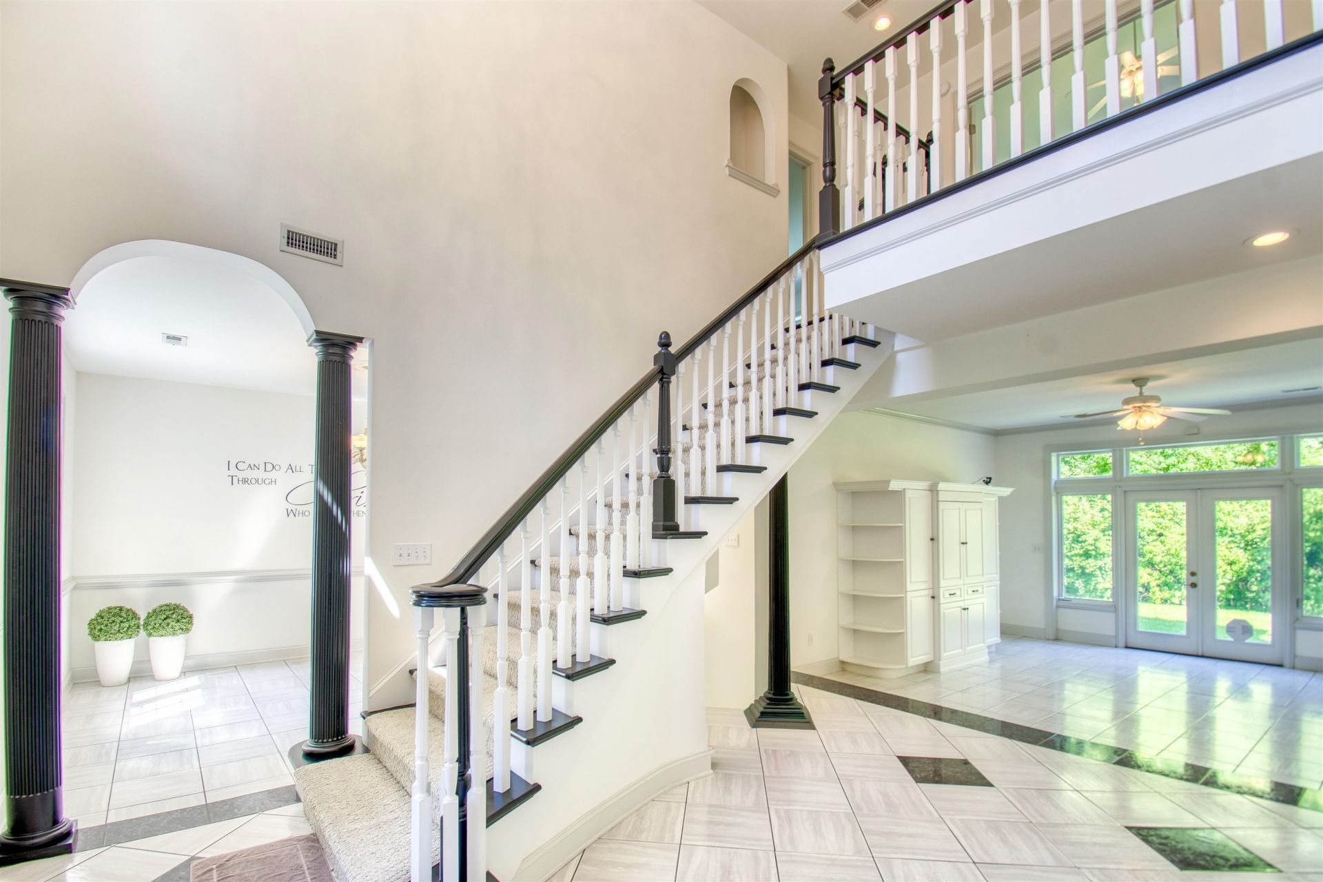 256 Long Ridge Dr. Photo 5