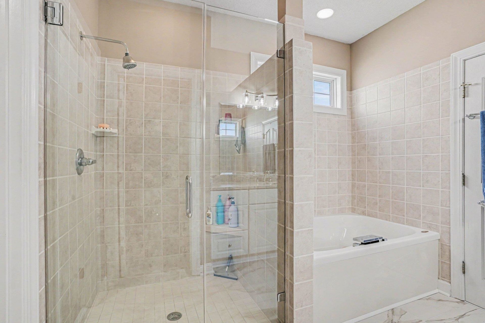 9835 Winchester Ct. Photo 22