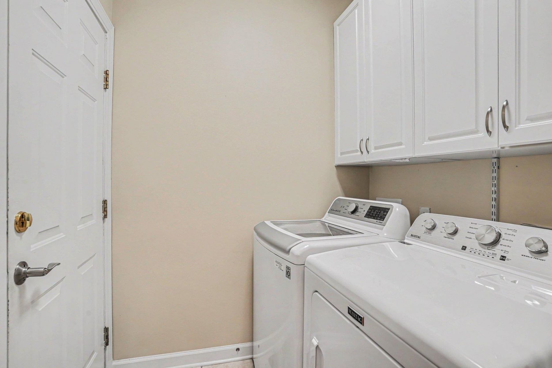 9835 Winchester Ct. Photo 24