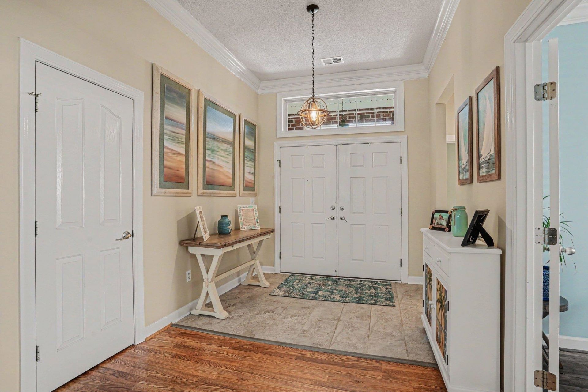 9835 Winchester Ct. Photo 5