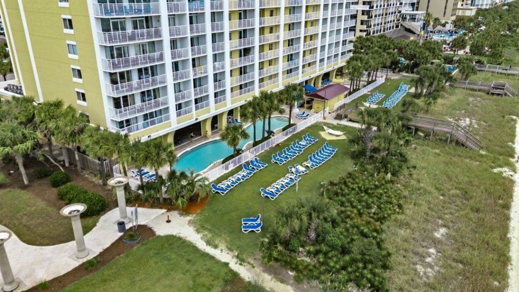 2000 Ocean Blvd. N  Photo 41